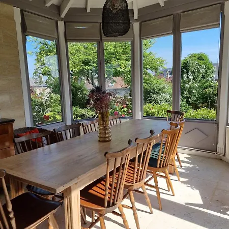 Maison Saint Leonard Dom wakacyjny