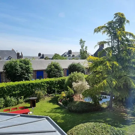 Maison Saint Leonard