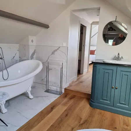 Hébergement de vacances Maison Saint Léonard *