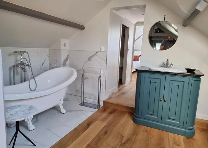 Holiday home Maison Saint Leonard *