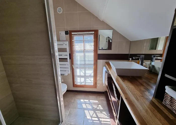 Holiday home Maison Saint Leonard